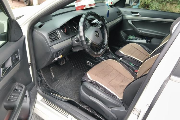 Used Volkswagen Lavida 2017 1.6L Automatic Comfort Edition Driver Seat