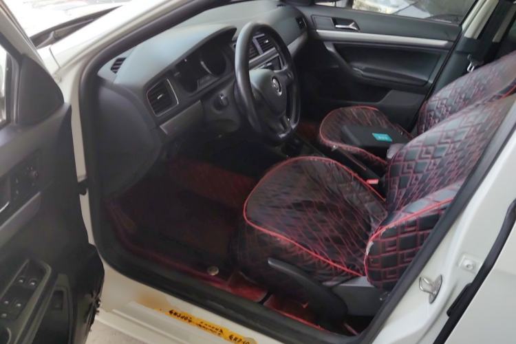 Used Volkswagen Lavida 2017 1.6L Automatic Fashion Edition Driver Seat