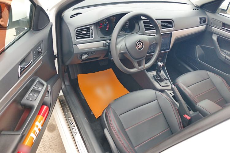 Used Volkswagen Lavida 2017 1.6L Automatic Fashion Edition Driver Seat