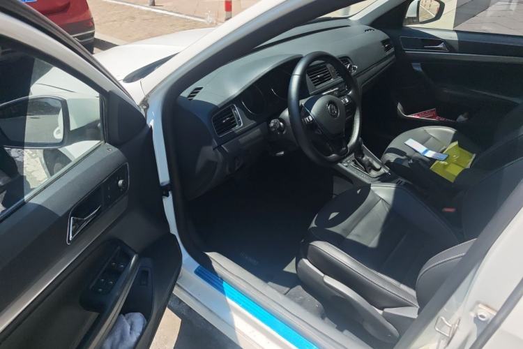 Used Volkswagen Lavida 2017 1.6L Automatic Comfort Edition Driver Seat