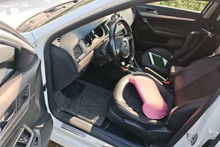 Used Volkswagen Lavida 2017 1.6L Automatic Comfort Edition Driver Seat