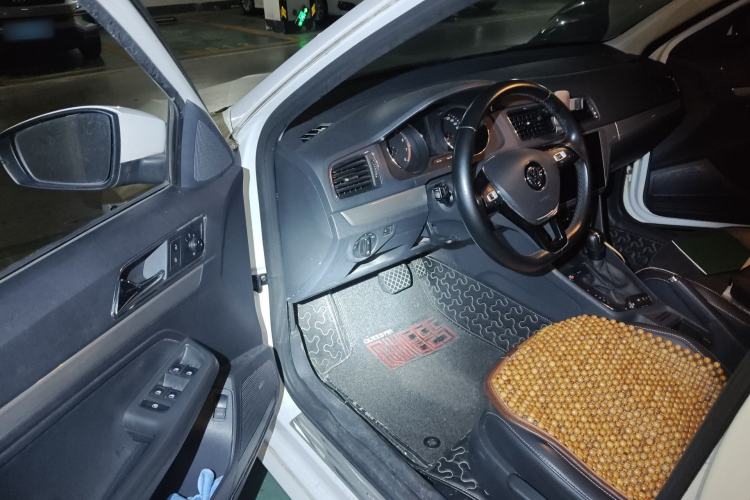 Used Volkswagen Lavida 2017 1.6L Automatic Comfort Edition Driver Seat