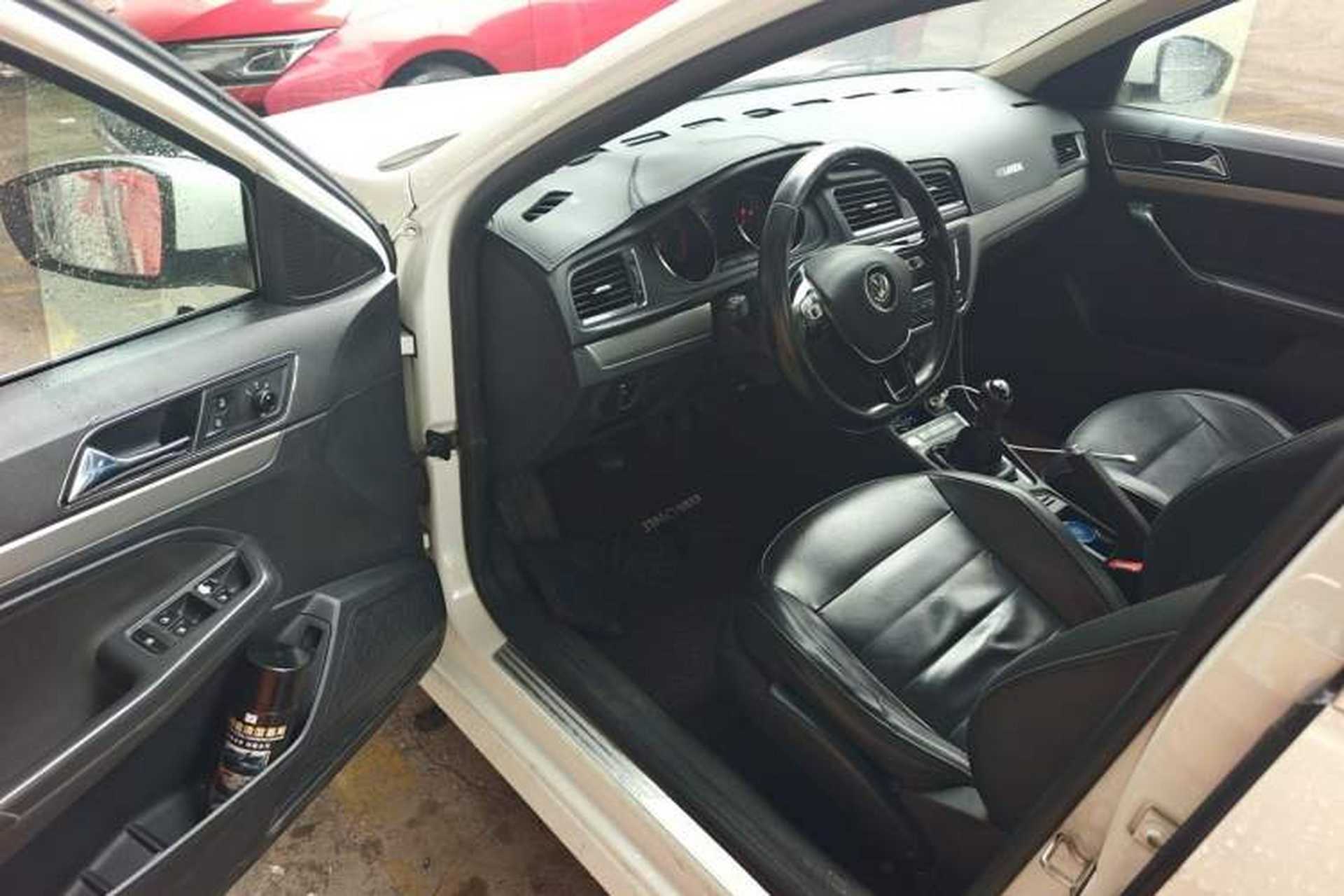 Used Volkswagen Lavida 2017 1.6L Manual Comfort Edition Driver Seat
