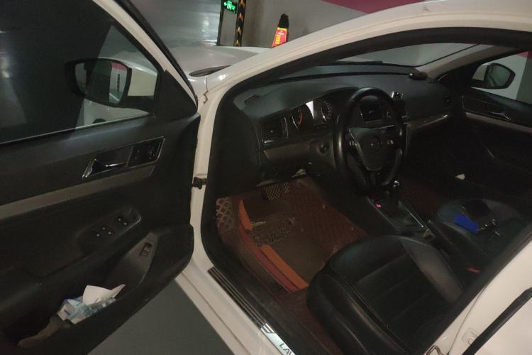 Used Volkswagen Lavida 2017 1.6L Automatic Comfort Edition Driver Seat