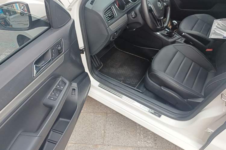 Used Volkswagen Lavida 2017 230TSI DSG Comfort Edition Driver Seat