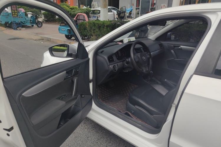 Used Volkswagen Lavida 2017 1.6L Automatic Comfort Edition Driver Seat