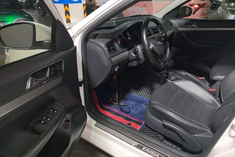 Used Volkswagen Lavida 2017 230TSI DSG Comfort Edition Driver Seat