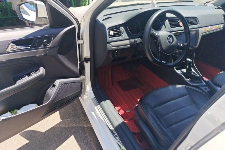 Used Volkswagen Lavida 2017 1.6L Automatic Comfort Edition Driver Seat