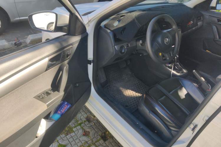 Used Volkswagen Lavida 2017 1.6L Automatic Comfort Edition Driver Seat