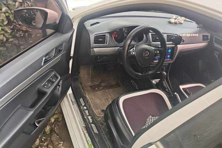 Used Volkswagen Lavida 2017 230TSI DSG Comfort Edition Driver Seat