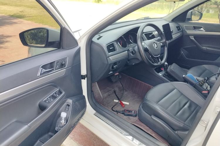 Used Volkswagen Lavida 2017 1.6L Automatic Comfort Edition Driver Seat