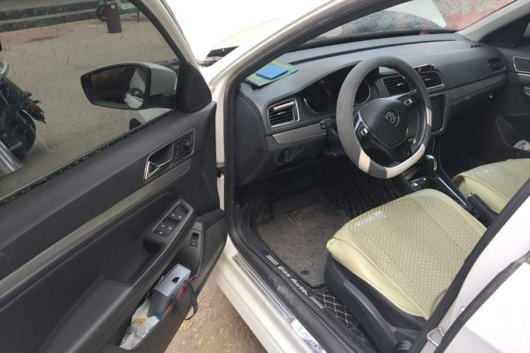 Used Volkswagen Lavida 2017 1.6L Automatic Comfort Edition Driver Seat