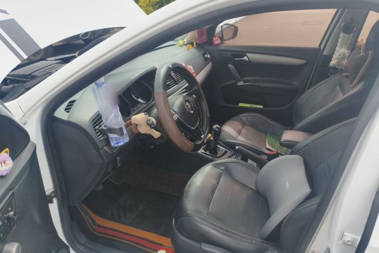 Used Volkswagen Lavida 2017 1.6L Manual Comfort Edition Driver Seat