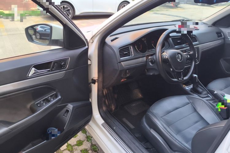 Used Volkswagen Lavida 2017 1.6L Automatic Comfort Edition Driver Seat