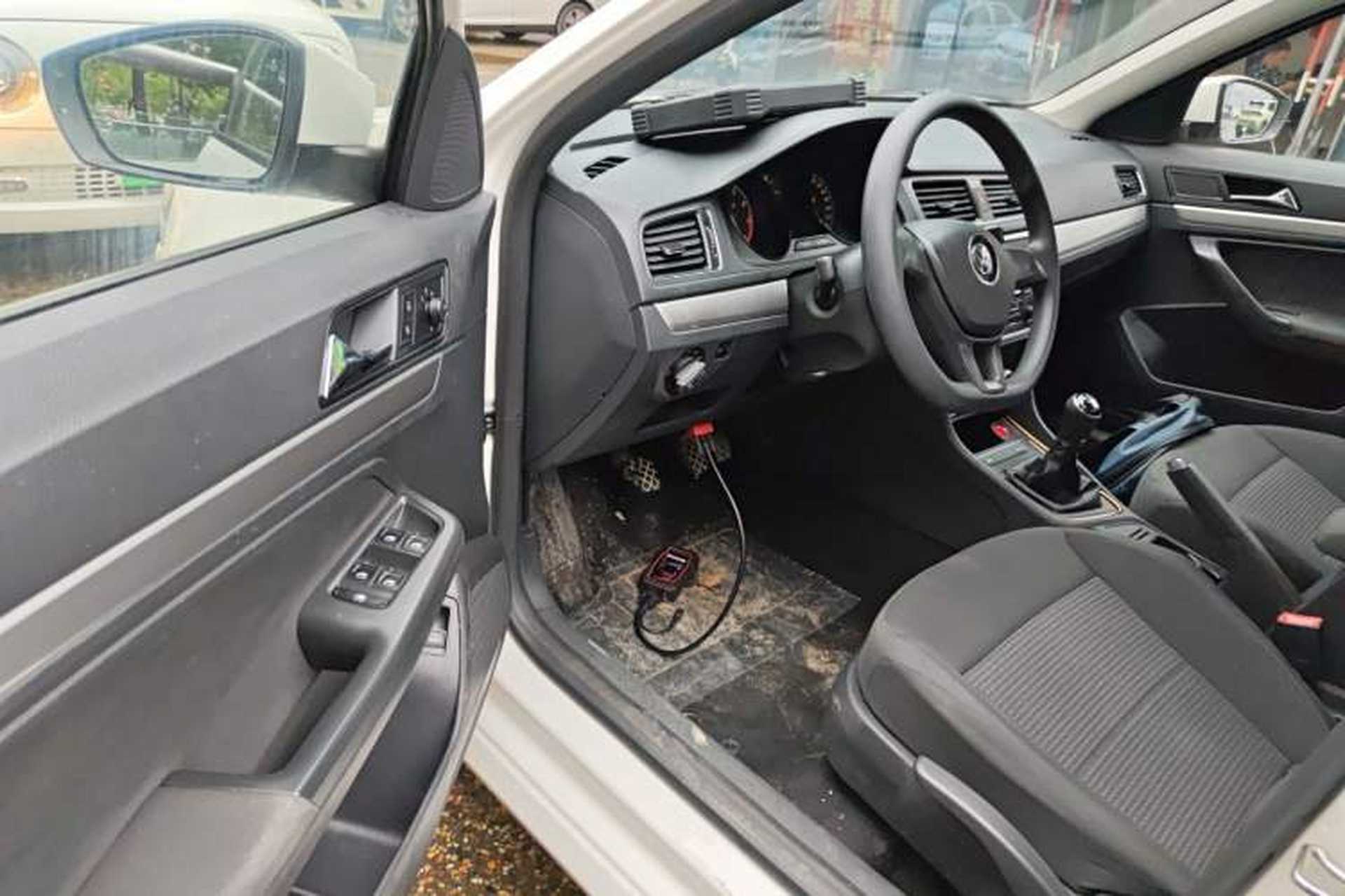 Used Volkswagen Lavida 2017 1.6L Manual Fashion Edition Driver Seat