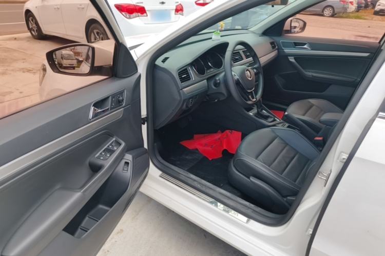 Used Volkswagen Lavida 2017 1.6L Automatic Comfort Edition Driver Seat
