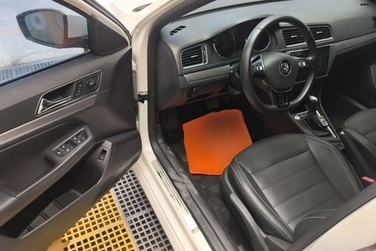 Used Volkswagen Lavida 2017 1.6L Automatic Comfort Edition Driver Seat