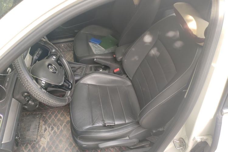 Used Volkswagen Lavida 2017 1.6L Automatic Comfort Edition Driver Seat