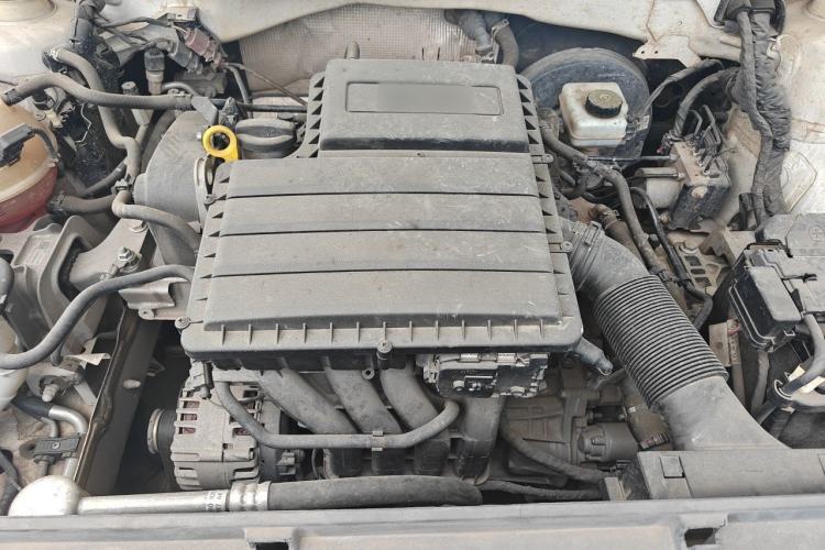 Used Volkswagen Lavida 2017 1.6L Automatic Comfort Edition Engine Bay