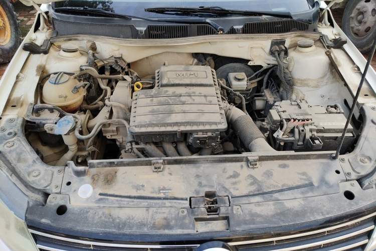 Used Volkswagen Lavida 2017 1.6L Manual Comfort Edition Engine Bay