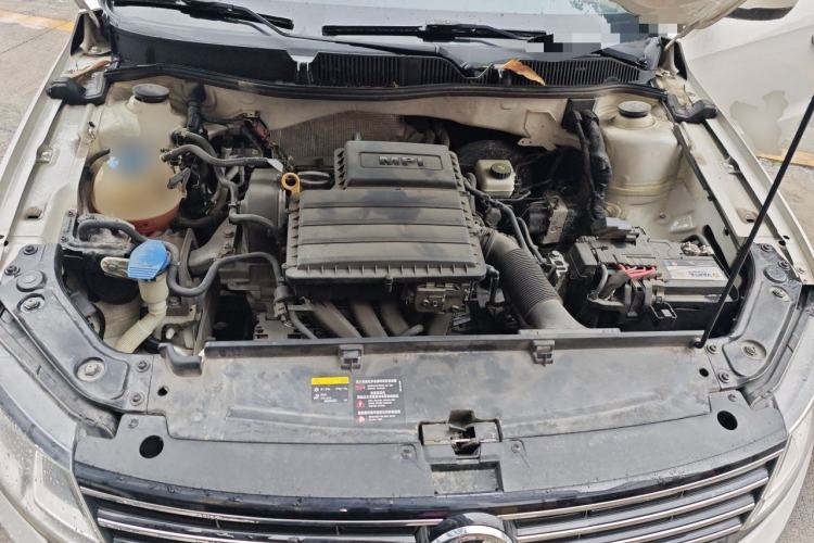 Used Volkswagen Lavida 2017 1.6L Automatic Comfort Edition Engine Bay