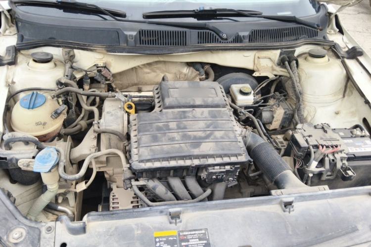 Used Volkswagen Lavida 2017 1.6L Automatic Comfort Edition Engine Bay
