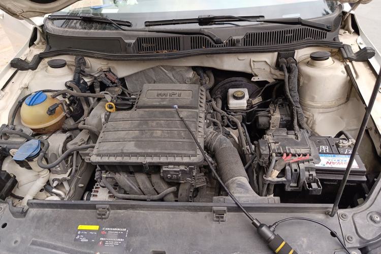 Used Volkswagen Lavida 2017 1.6L Automatic Fashion Edition Engine Bay