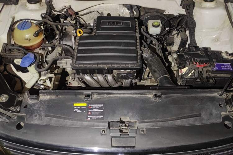 Used Volkswagen Lavida 2017 1.6L Automatic Fashion Edition Engine Bay