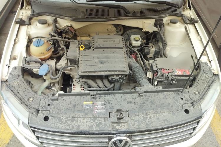 Used Volkswagen Lavida 2017 1.6L Automatic Comfort Edition Engine Bay