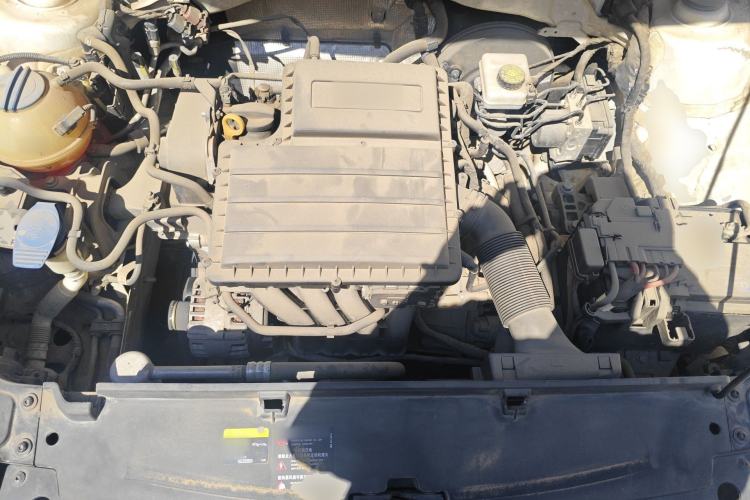 Used Volkswagen Lavida 2017 1.6L Automatic Comfort Edition Engine Bay