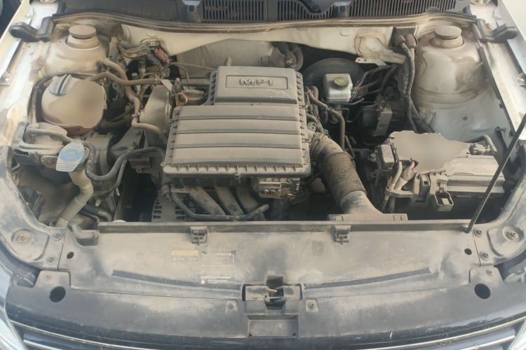 Used Volkswagen Lavida 2017 1.6L Manual Comfort Edition Engine Bay