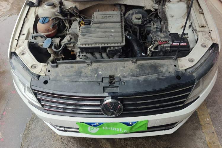 Used Volkswagen Lavida 2017 1.6L Manual Comfort Edition Engine Bay