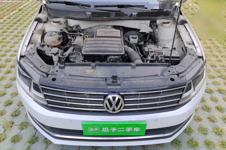 Used Volkswagen Lavida 2017 1.6L Automatic Comfort Edition Engine Bay