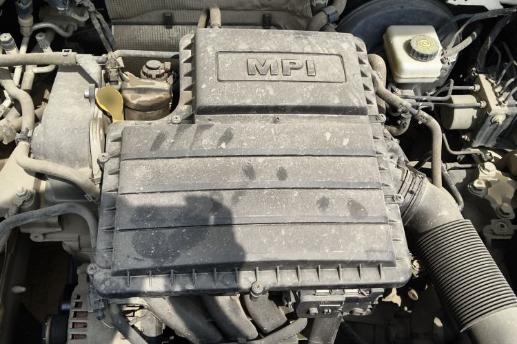 Used Volkswagen Lavida 2017 1.6L Manual Fashion Edition Engine Bay
