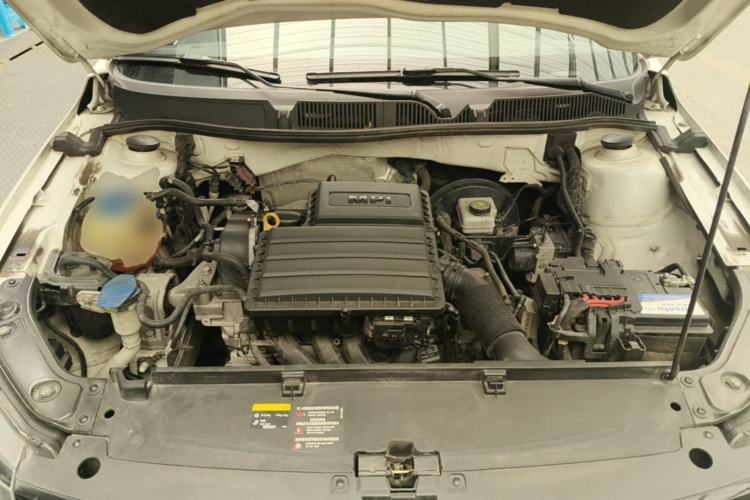 Used Volkswagen Lavida 2017 1.6L Automatic Comfort Edition Engine Bay