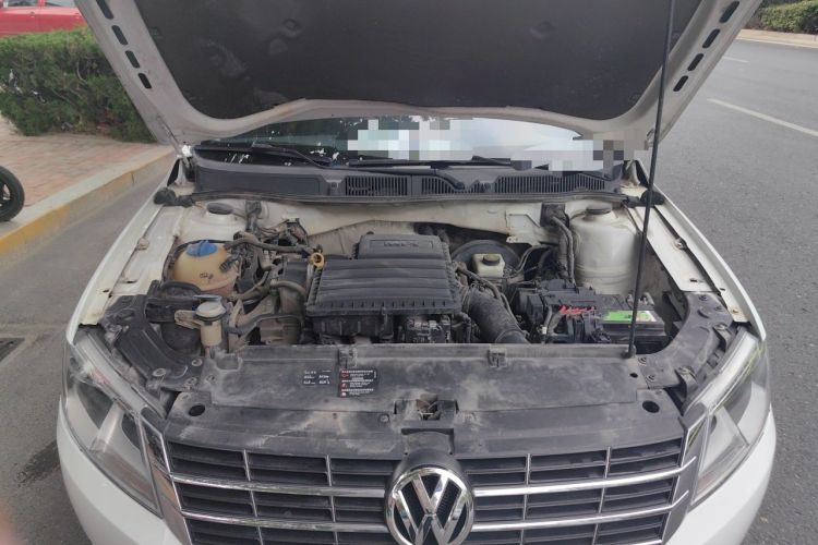 Used Volkswagen Lavida 2017 1.6L Automatic Comfort Edition Engine Bay