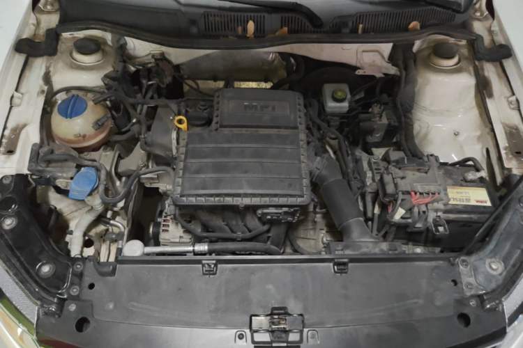 Used Volkswagen Lavida 2017 1.6L Automatic Fashion Edition Engine Bay