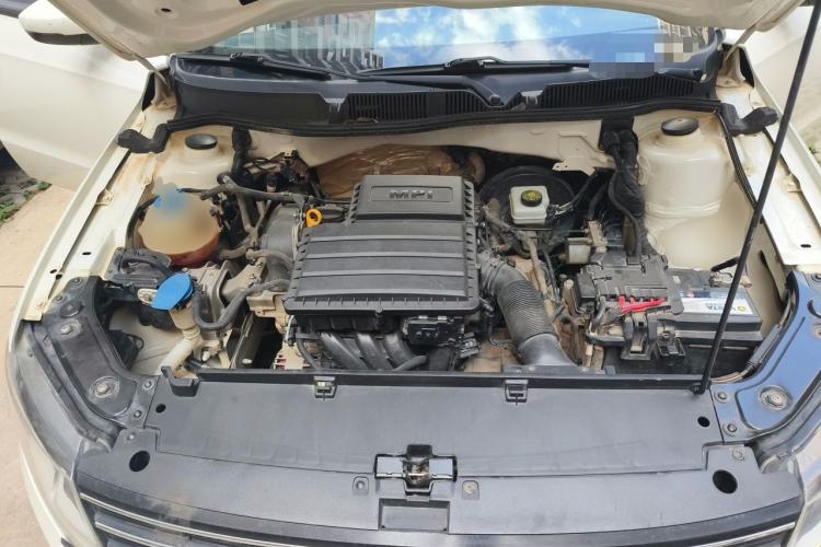 Used Volkswagen Lavida 2017 1.6L Automatic Fashion Edition Engine Bay