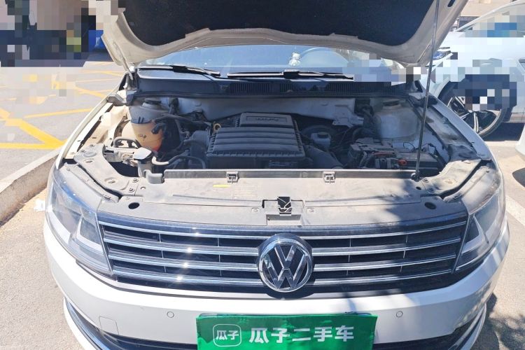 Used Volkswagen Lavida 2017 1.6L Automatic Comfort Edition Engine Bay