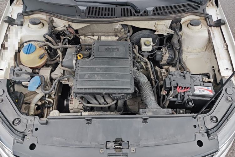 Used Volkswagen Lavida 2017 1.6L Automatic Comfort Edition Engine Bay