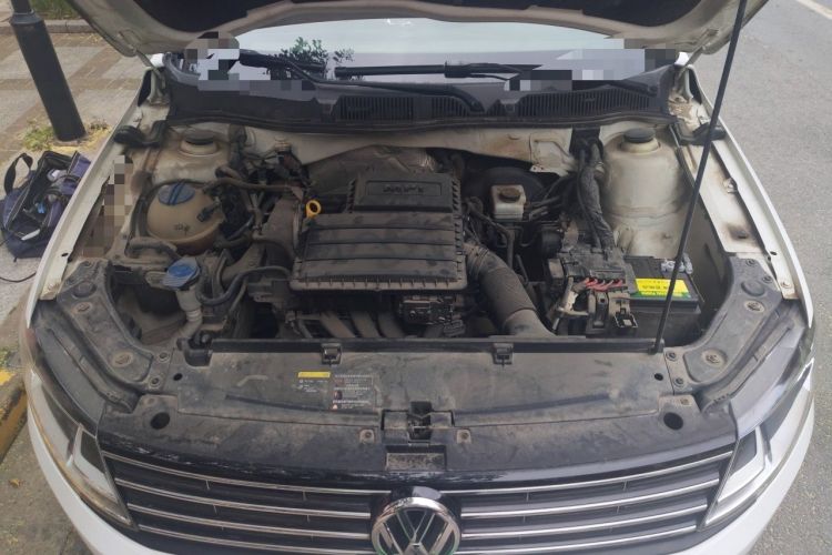 Used Volkswagen Lavida 2017 1.6L Manual Comfort Edition Engine Bay