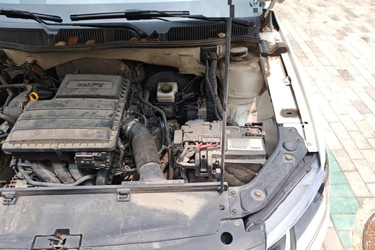 Used Volkswagen Lavida 2017 1.6L Automatic Comfort Edition Engine Bay Left