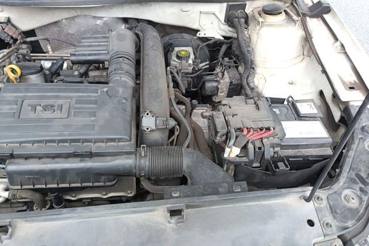 Used Volkswagen Lavida 2017 230TSI DSG Comfort Edition Engine Bay Left