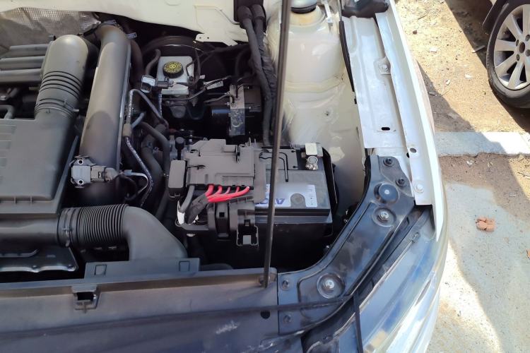Used Volkswagen Lavida 2017 230TSI DSG Comfort Edition Engine Bay Left