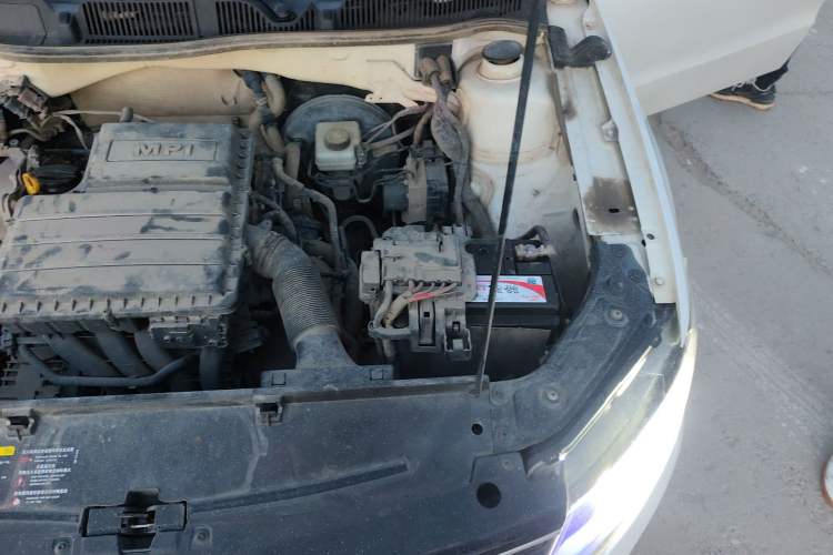 Used Volkswagen Lavida 2017 1.6L Manual Comfort Edition Engine Bay Left