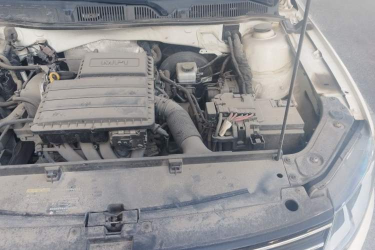 Used Volkswagen Lavida 2017 1.6L Automatic Comfort Edition Engine Bay Left