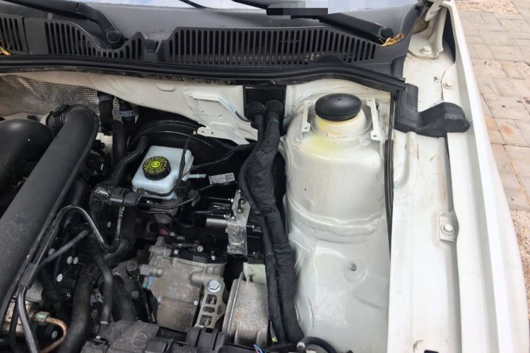 Used Volkswagen Lavida 2017 230TSI DSG Comfort Edition Engine Bay Left