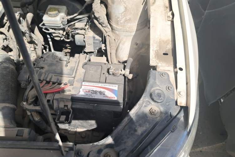 Used Volkswagen Lavida 2017 1.6L Manual Comfort Edition Engine Bay Left