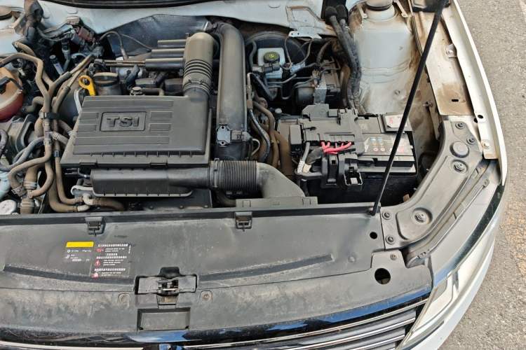 Used Volkswagen Lavida 2017 230TSI DSG Comfort Edition Engine Bay Left