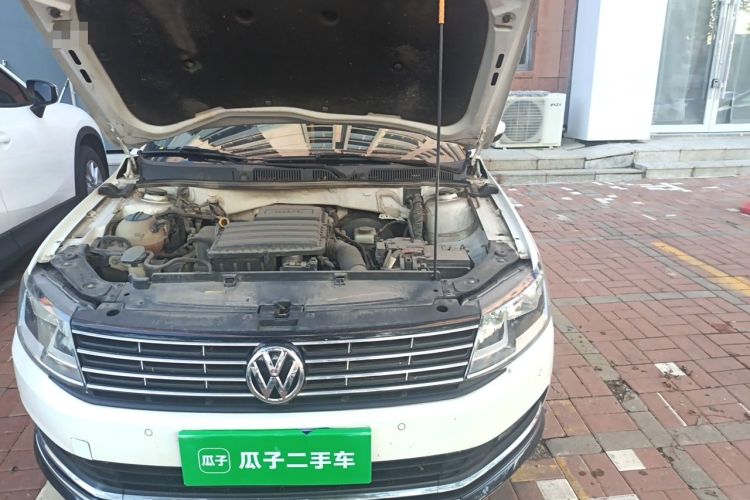 Used Volkswagen Lavida 2017 1.6L Automatic Comfort Edition Engine Bay Left